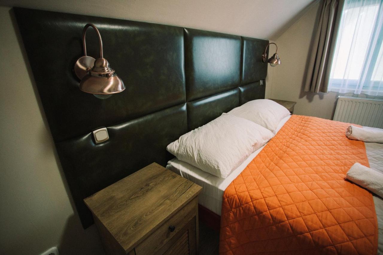 Bed and Breakfast Oetoesfogat Panzio Siófok Exteriér fotografie